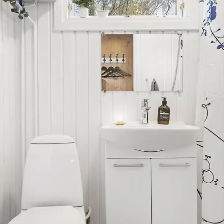 0664 - Sydmarken 83 *